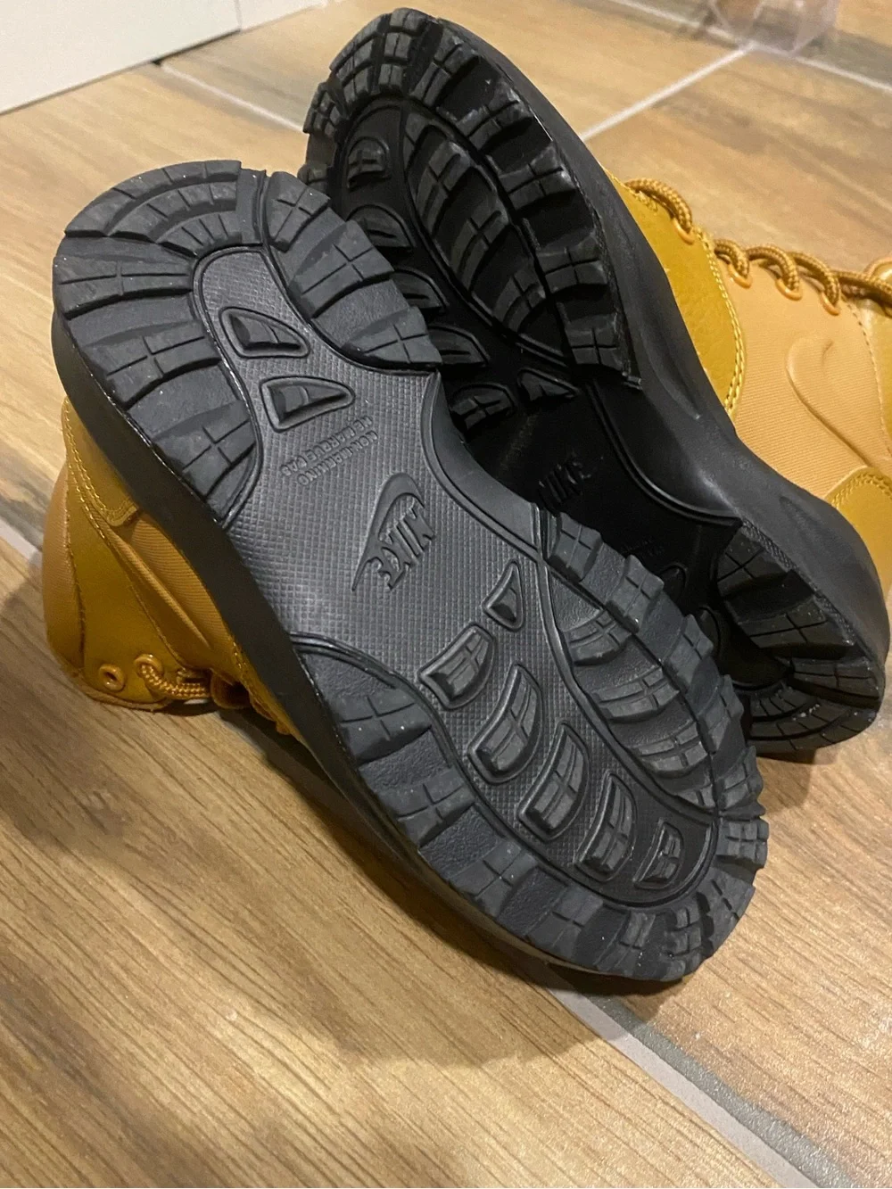 Nike Manoa Wheat Sneaker Boot